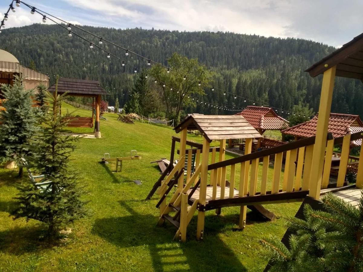 Hotel Perlyna Karpat Bukovel Luaran gambar