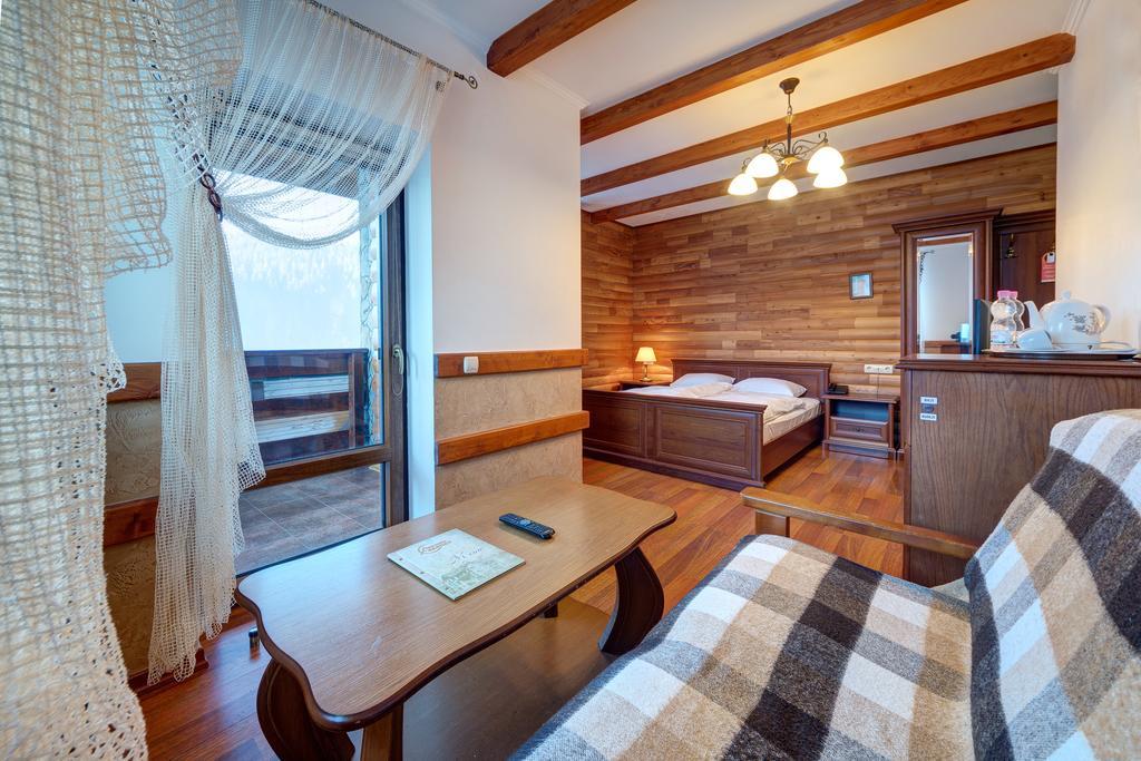 Hotel Perlyna Karpat Bukovel Luaran gambar