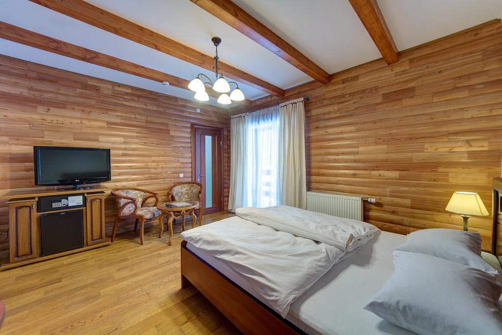 Hotel Perlyna Karpat Bukovel Luaran gambar