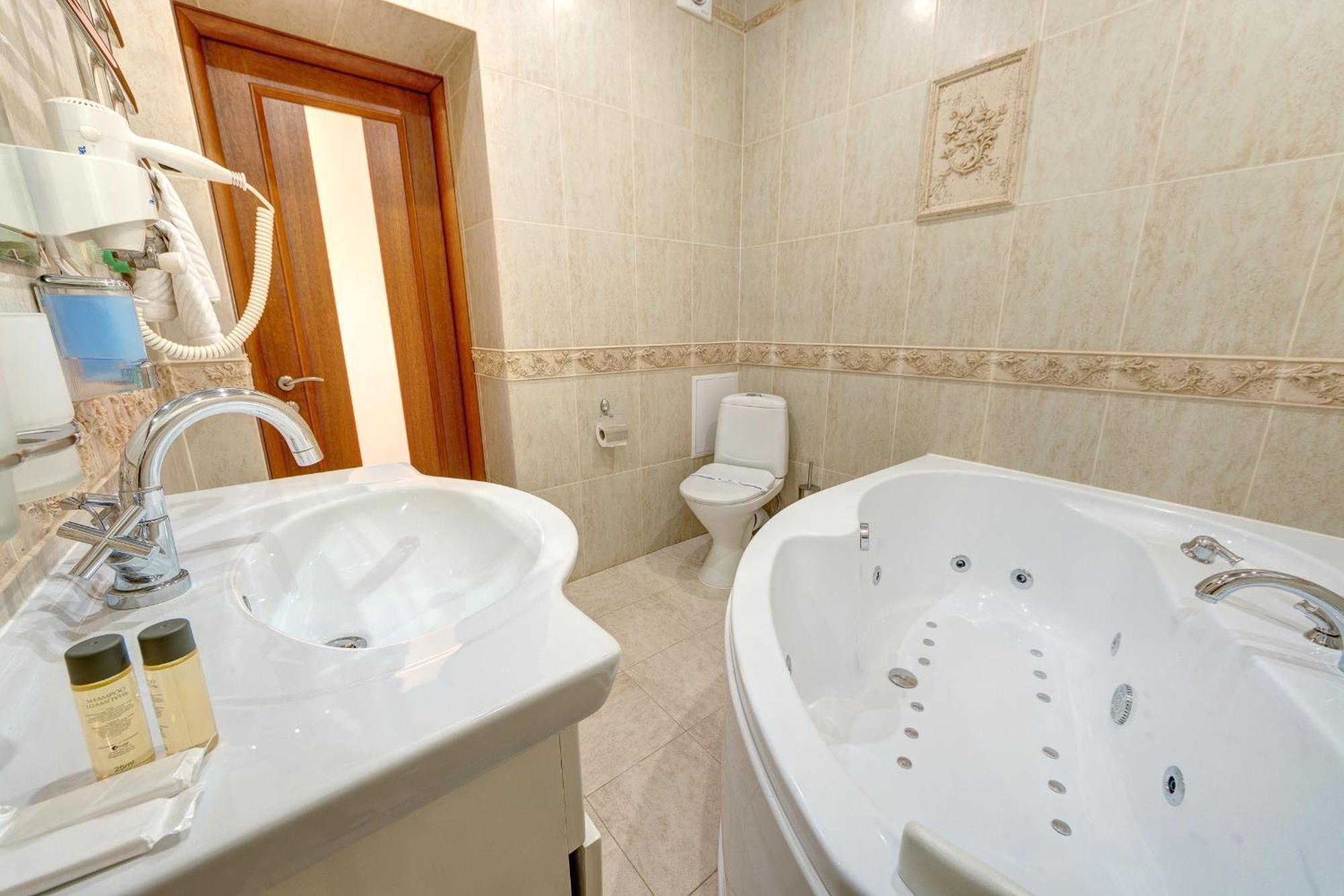Hotel Perlyna Karpat Bukovel Luaran gambar